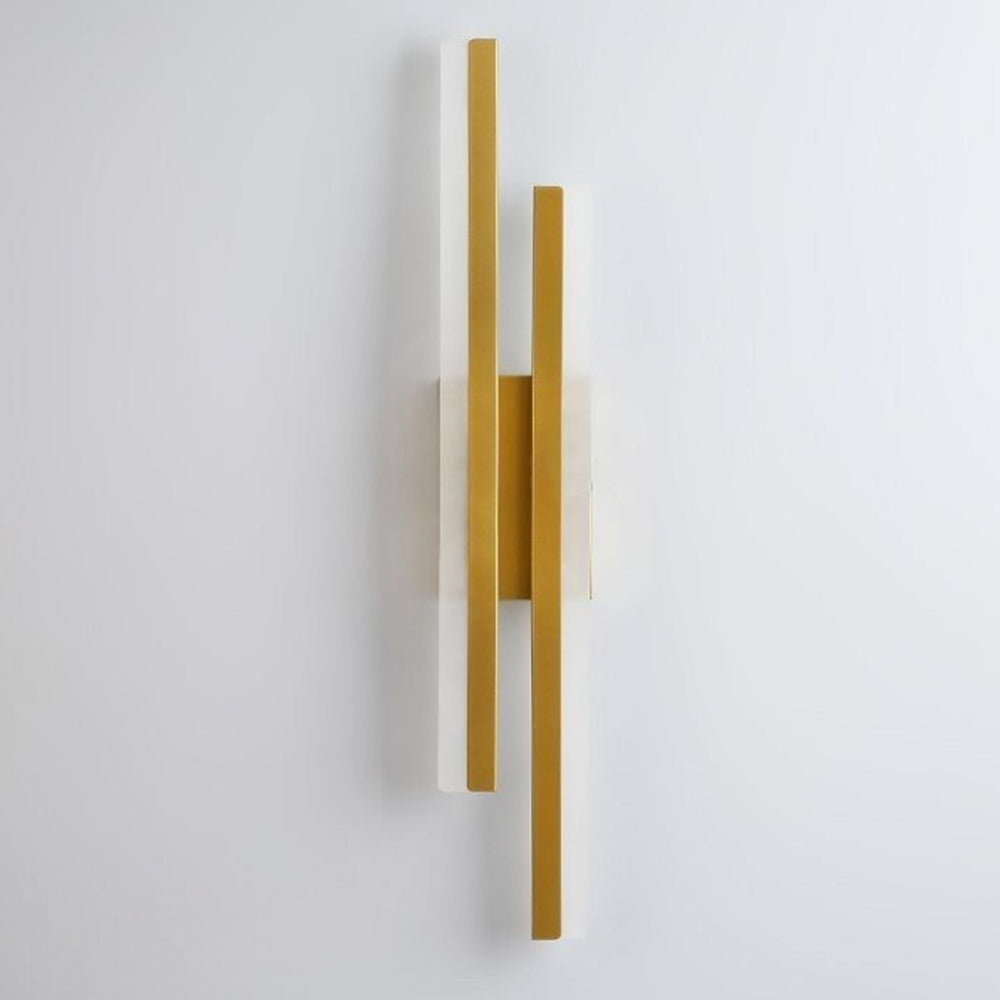 Acrylic Metal LED Wall Lamp Noxord