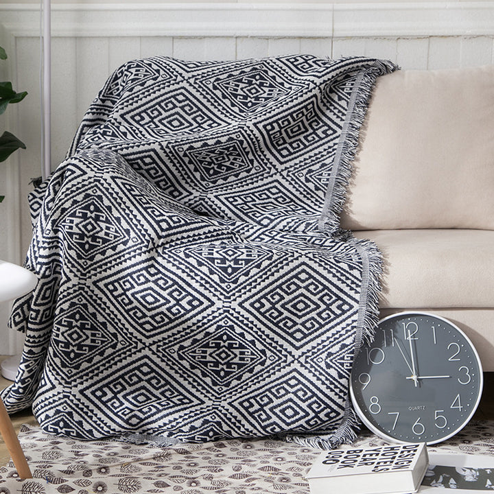 Geometric Patterned Throw Blanket