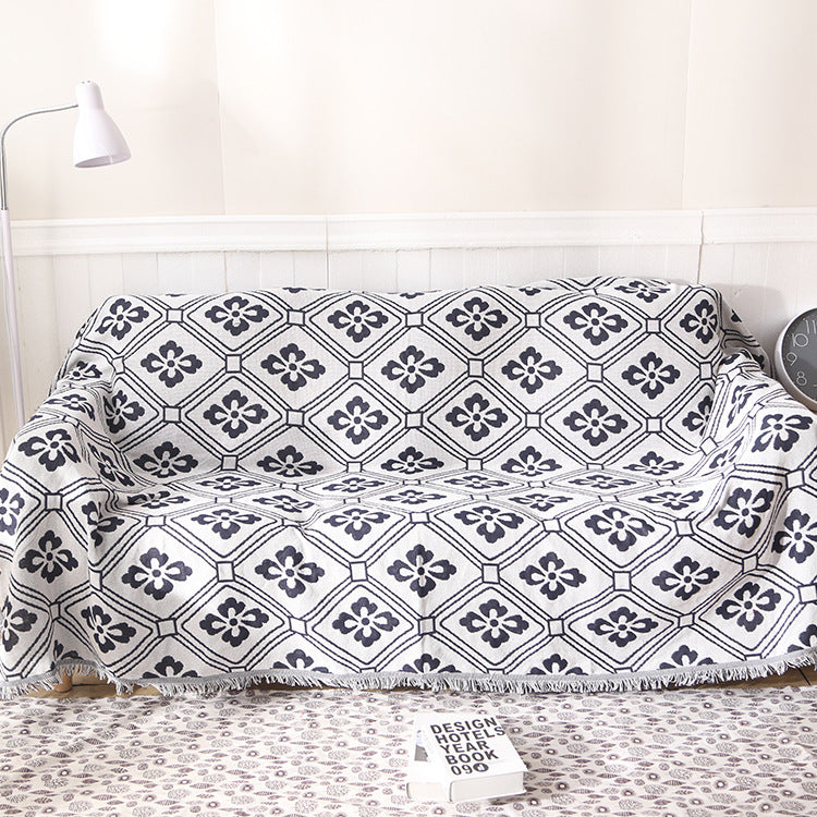 Floral Patterned Throw Blanket