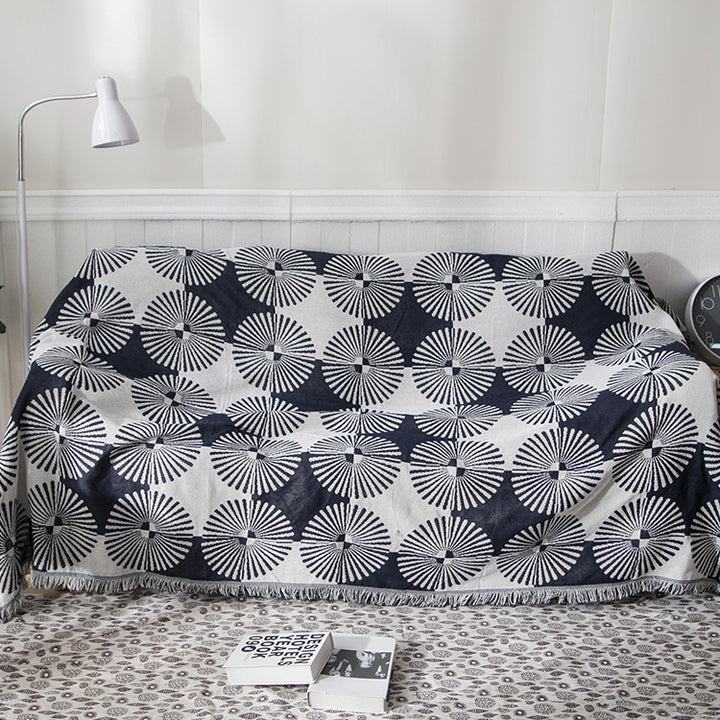 Decorative Patterned Throw Blanket