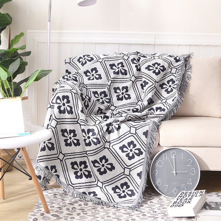 Floral Patterned Throw Blanket