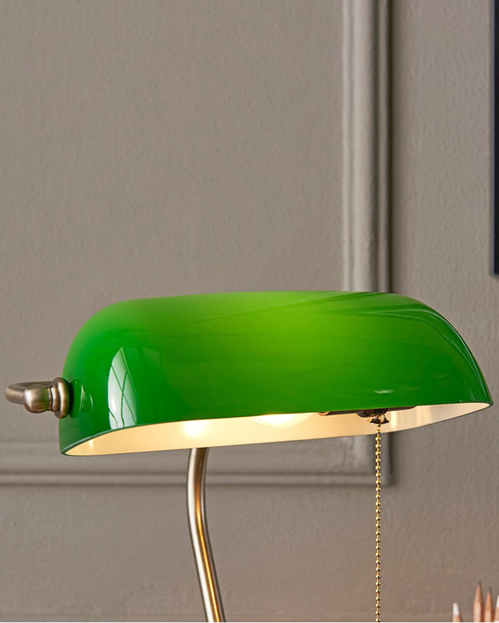 Classic Banker Lamp | Kalsten