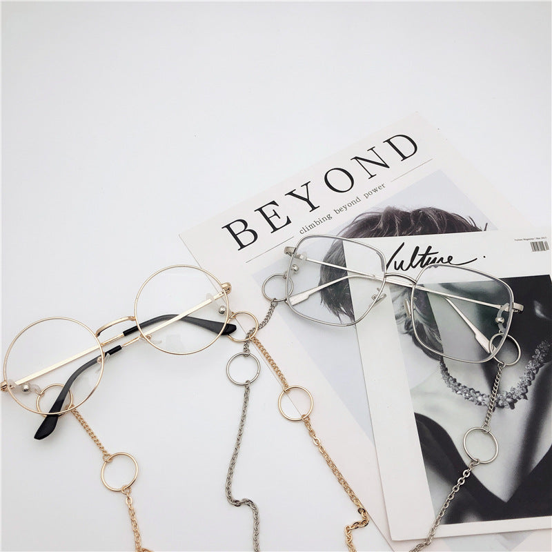 Chic Metal Eyewear Chain Kalsten