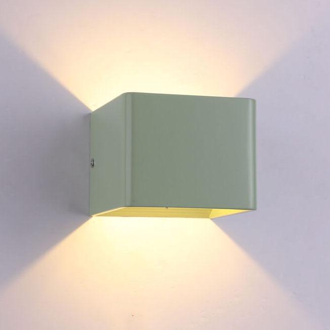 LuminSquare - Square Mini Wall Lamp made of Aluminum Noxord