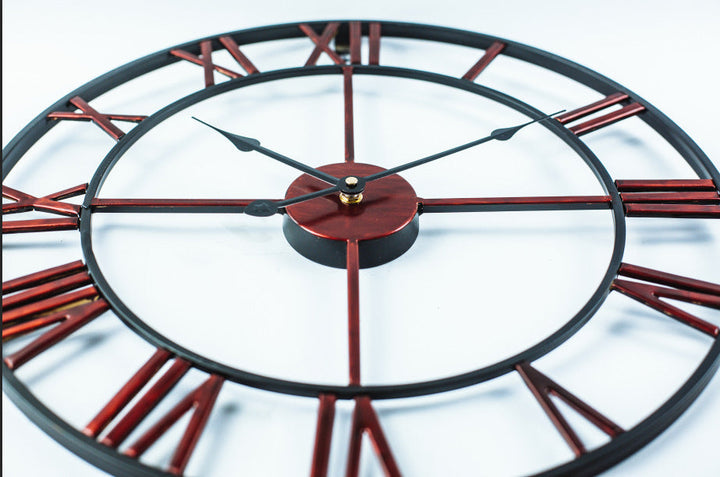 Large Retro Wall Clock made of Iron - Timeless Elegance Noxord