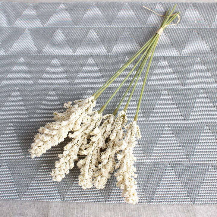 Realistic Decorative Dried Floral Bouquet