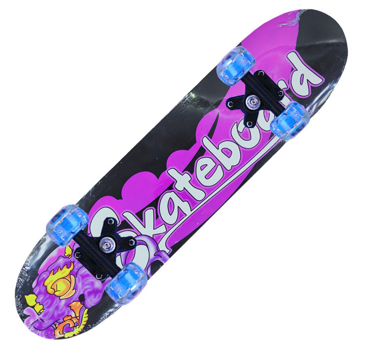 Shark-Themed Mini Skateboard Kalsten