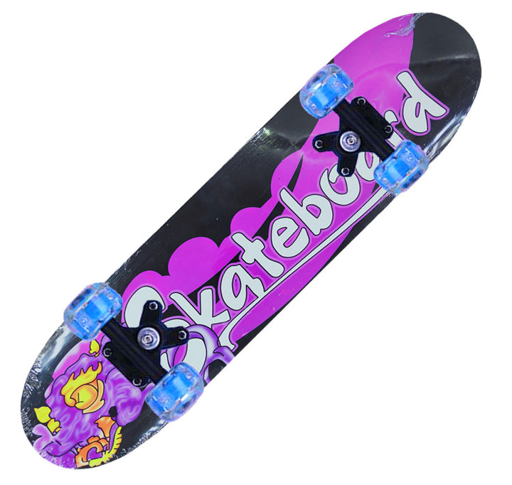 Shark-Themed Mini Skateboard Kalsten