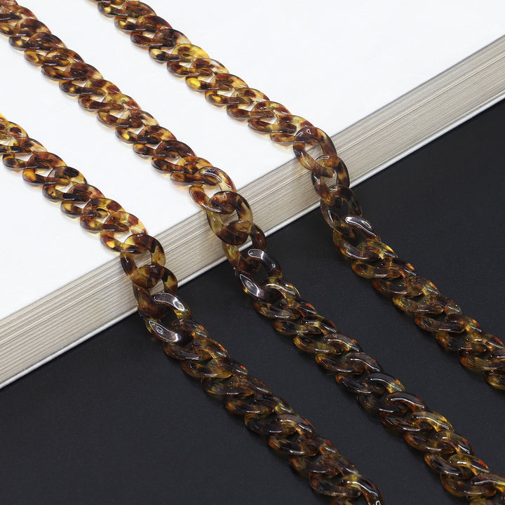Chunky Resin Eyewear Chain Kalsten