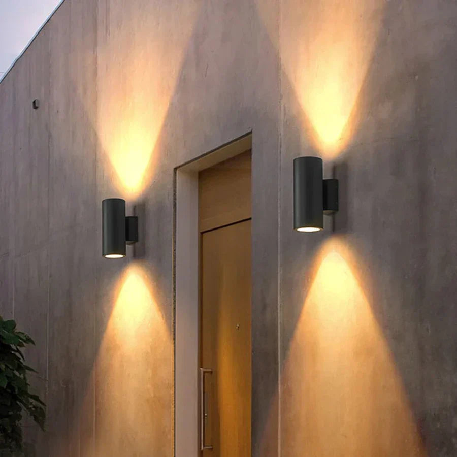 Black Aluminum Outdoor Wall Lamp Noxord