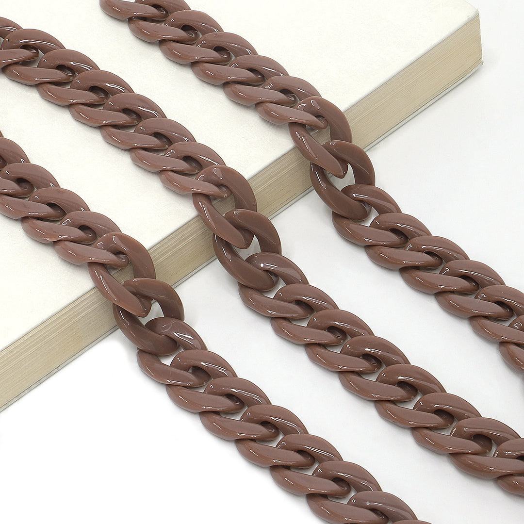 Vibrant Acrylic Eyewear Chain Kalsten