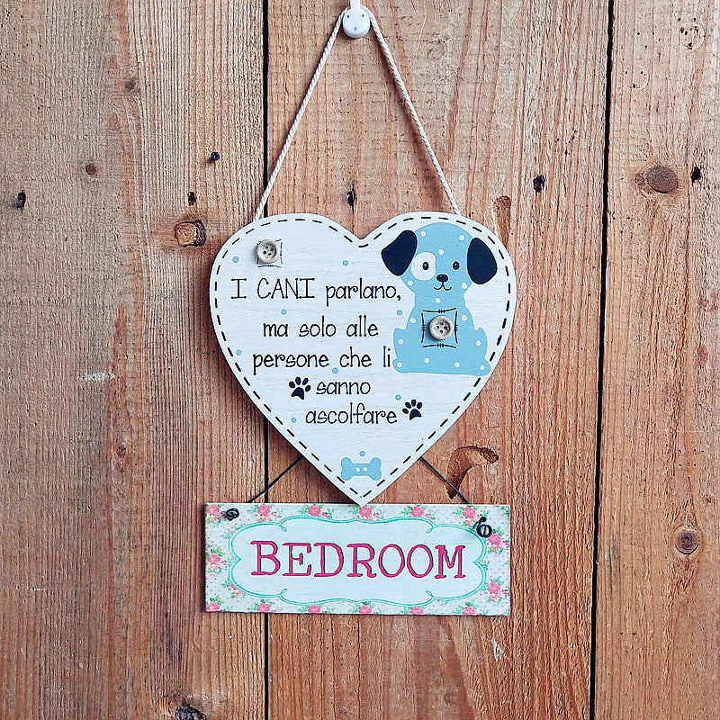 Decorative Heart-Shaped Cat Wall Plate