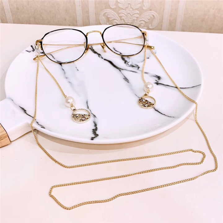 Decorative Pearl and Metal Accent Eyewear Chain Kalsten