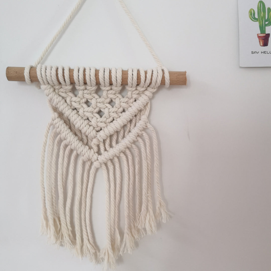 Macrame Wall Hanging Decorative Piece Kalsten