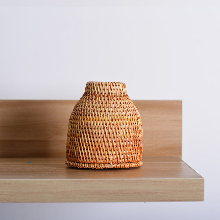 Handwoven decorative vase Kalsten