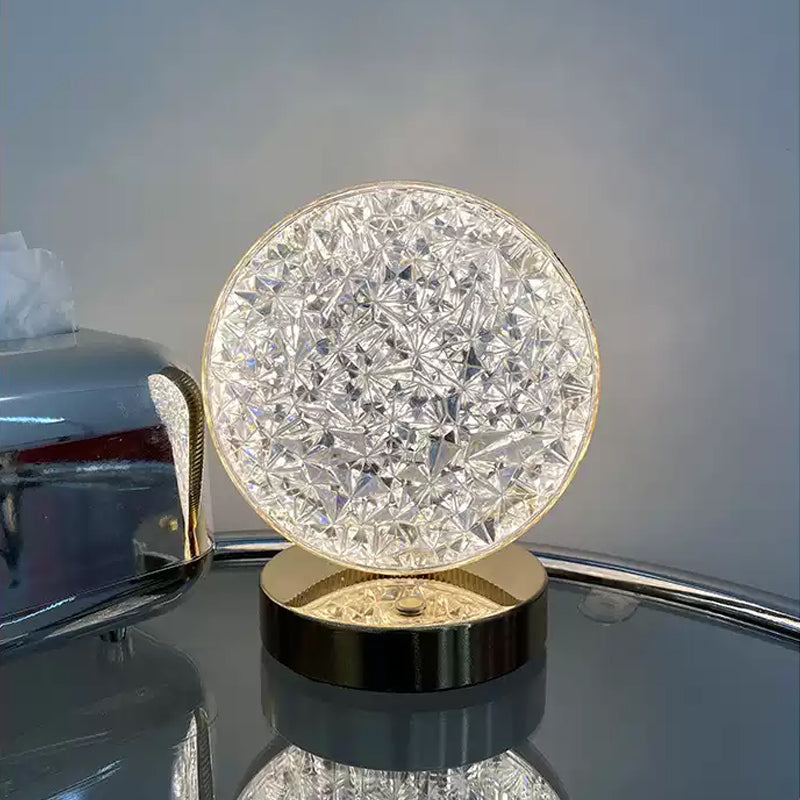 Star Moon Metal Table Lamp | Noxord