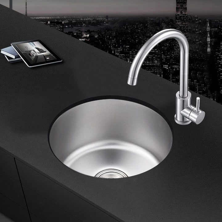 Stainless Steel Kitchen Sink with Strainer