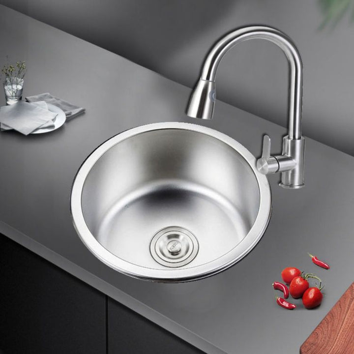 Stainless Steel Kitchen Sink with Strainer