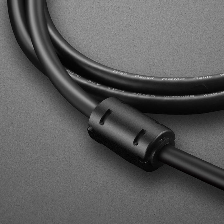 High-performance VGA cable with gold-plated connectors for optimized signal transmission Kalsten