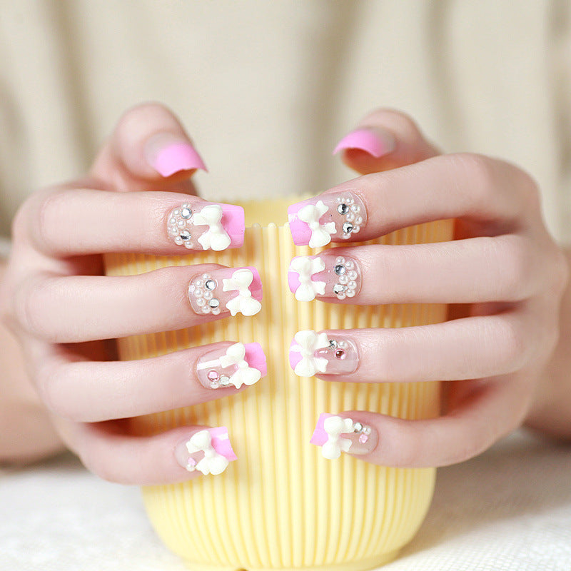 Artificial nails with delicate floral decorations Kalsten
