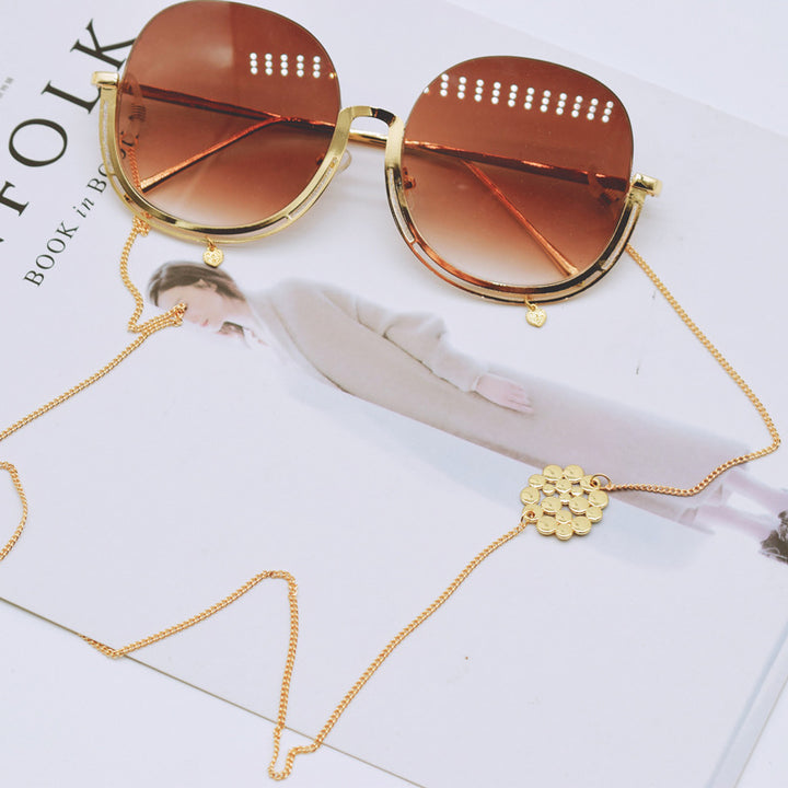 Elegant Layered Chain Eyewear Holder Kalsten