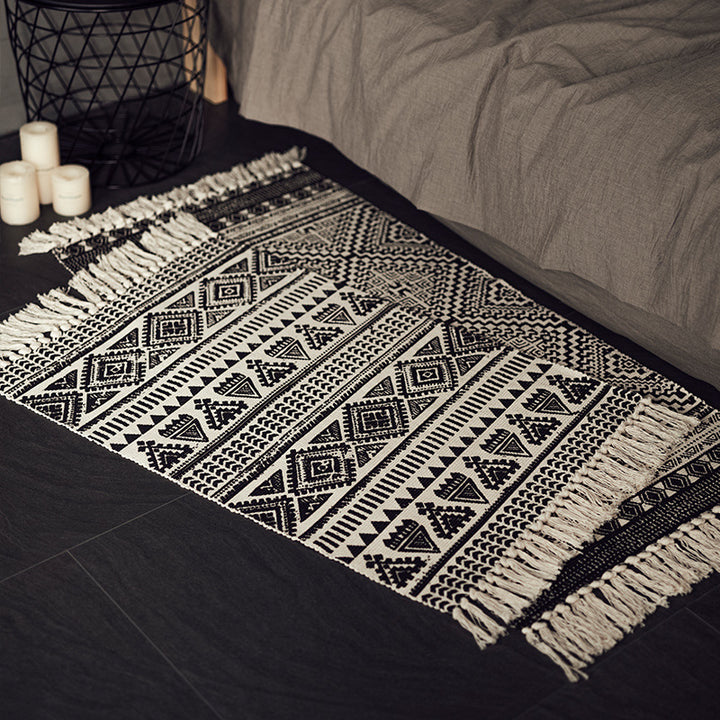 Flat-woven cotton blend runner with ethnic diamond jacquard and fringes Kalsten