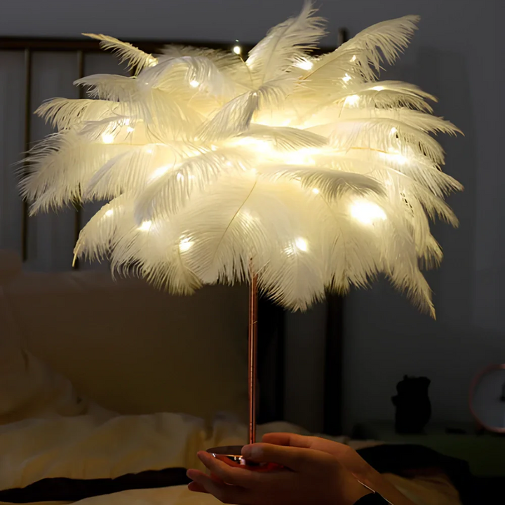 Atmospheric Feather Palm Tree Lamp - LumaPalm | Kalsten