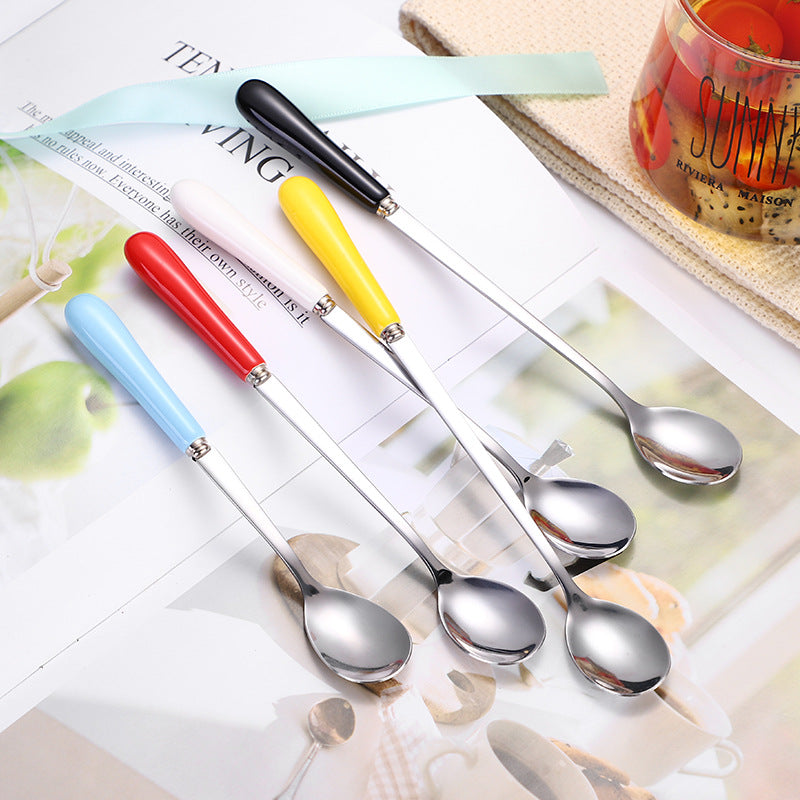 Ergonomic teaspoon with non-slip handle Kalsten
