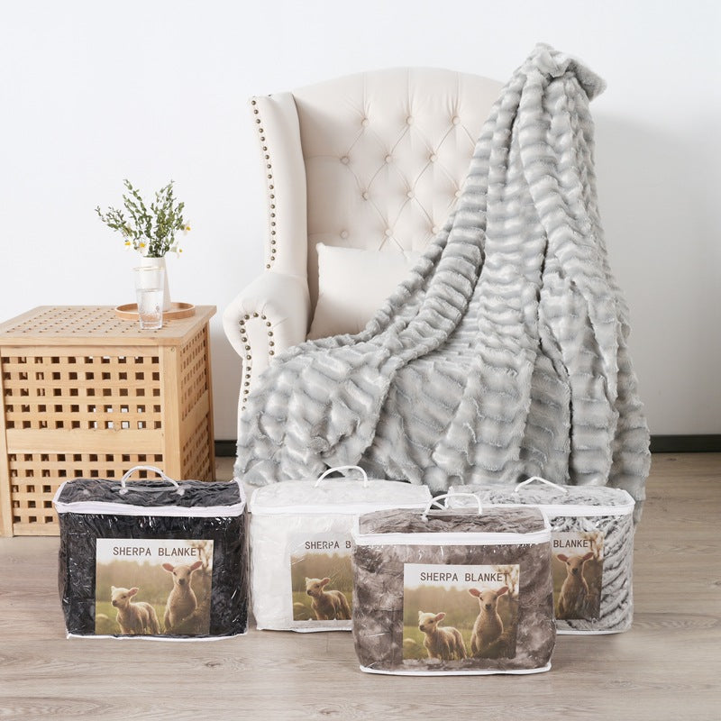 Women's luxurious cuddly blanket made of soft microfiber fabric Kalsten