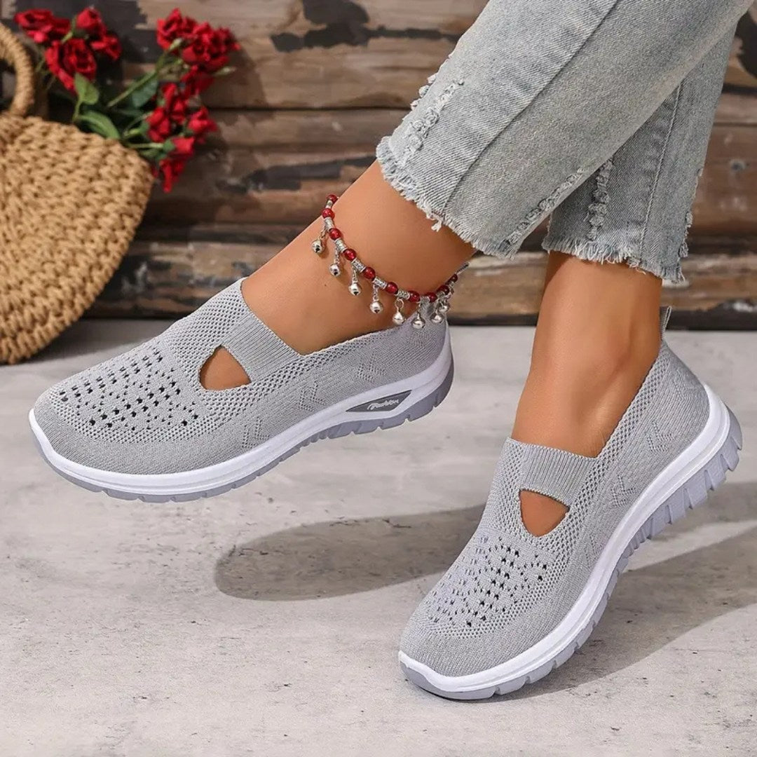 Vellora – Women's Mesh Slip-On Comfort Sneakers