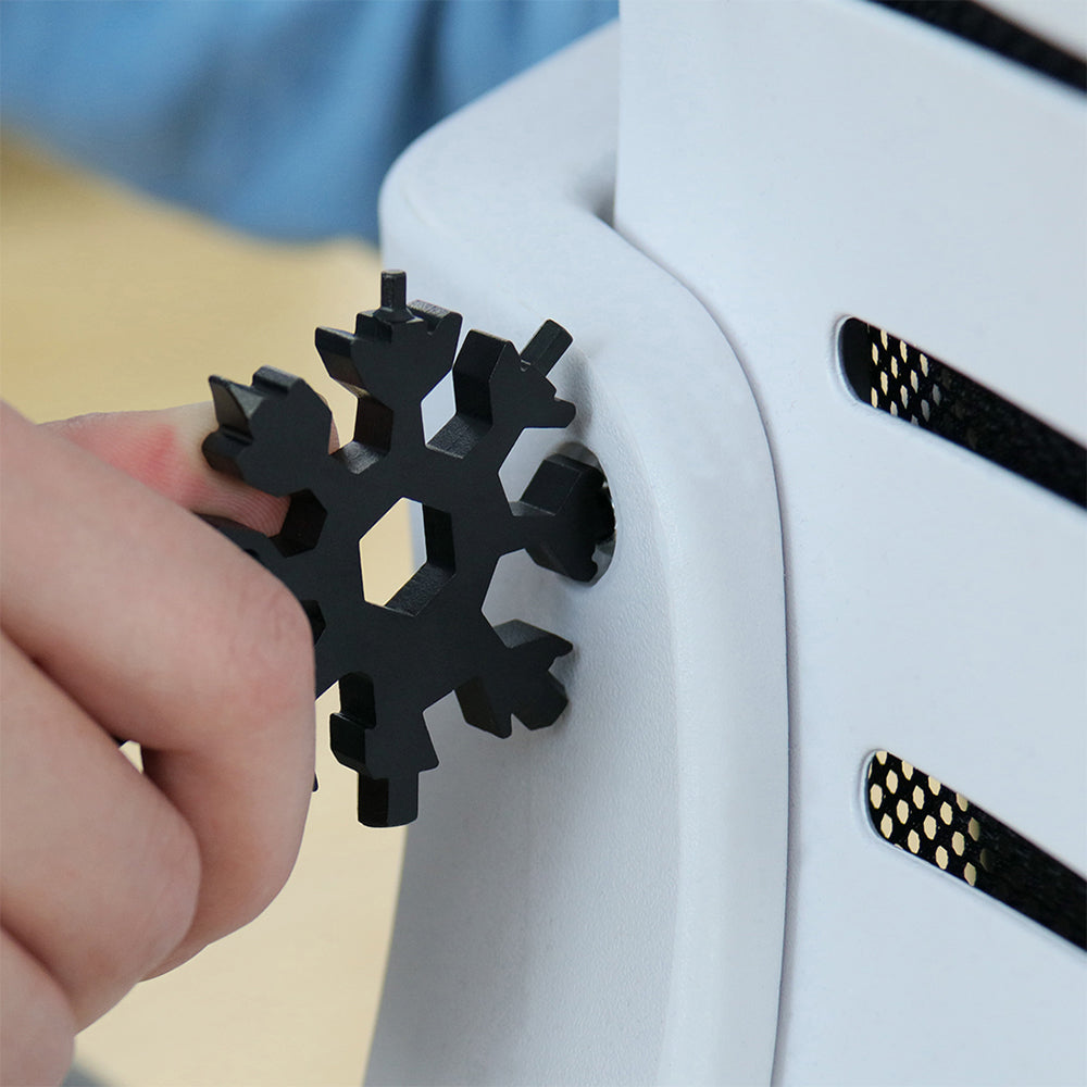 18-in-1 Snowflake Multi-tool Gift Set | Kalsten