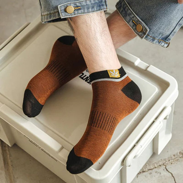 Kalsten | Thin sports socks for men (10 pairs)