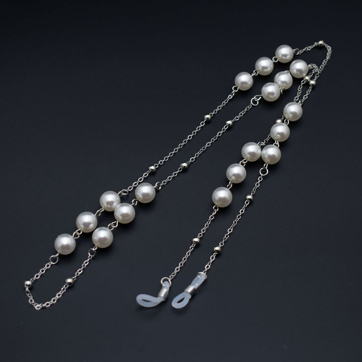 Elegant Pearl Chain Eyewear Holder Kalsten
