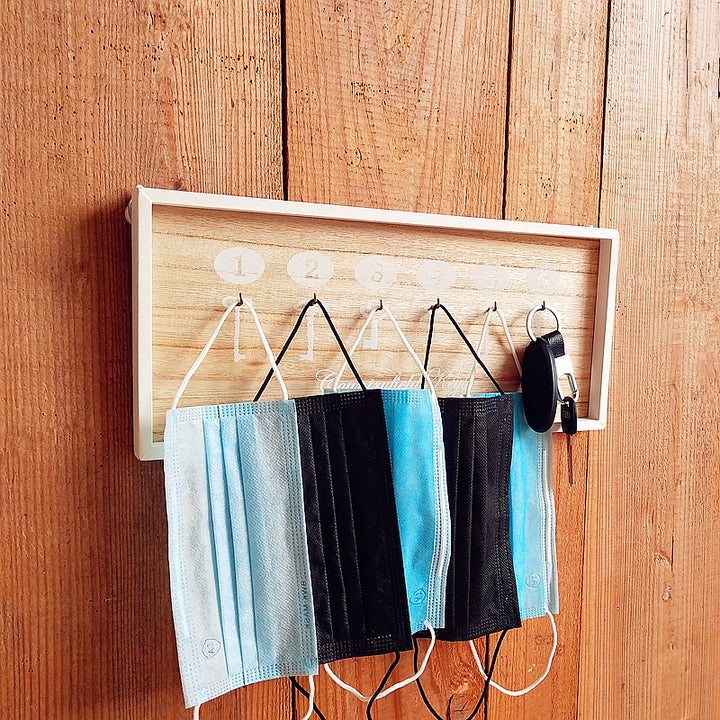Feeling mask storage