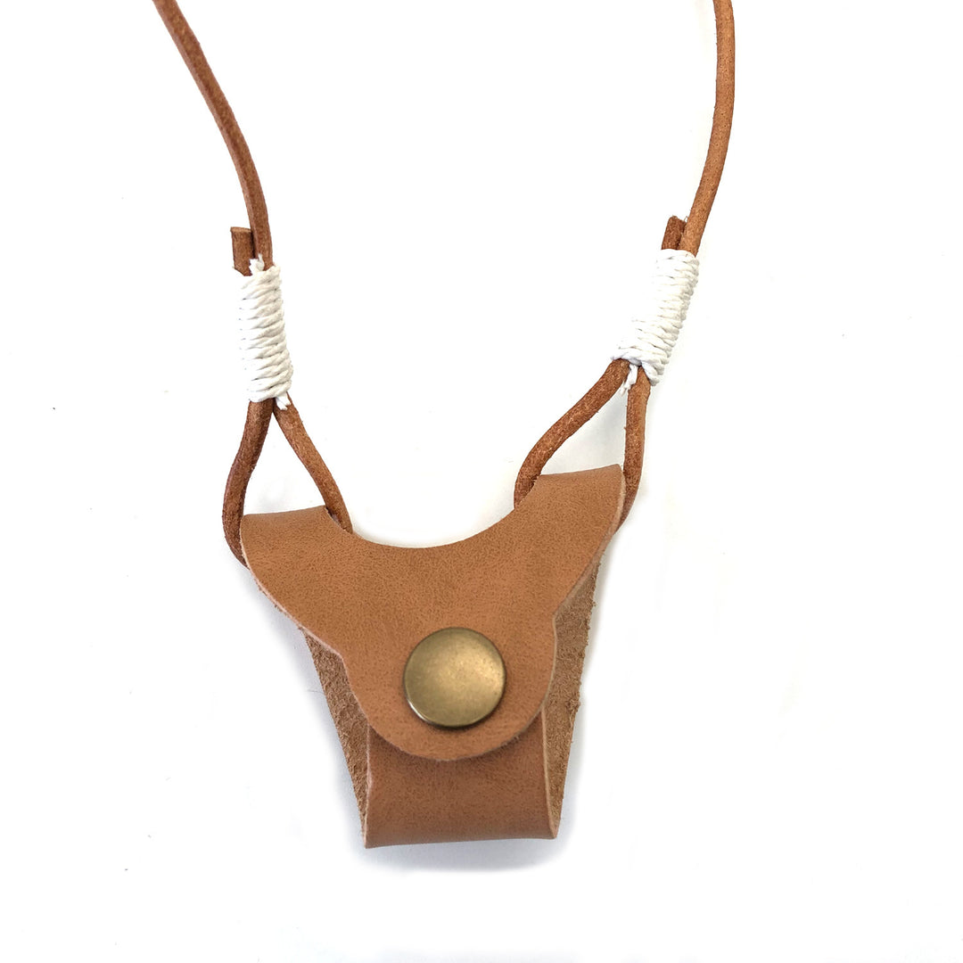 Versatile Eyewear Retainer Holder Kalsten
