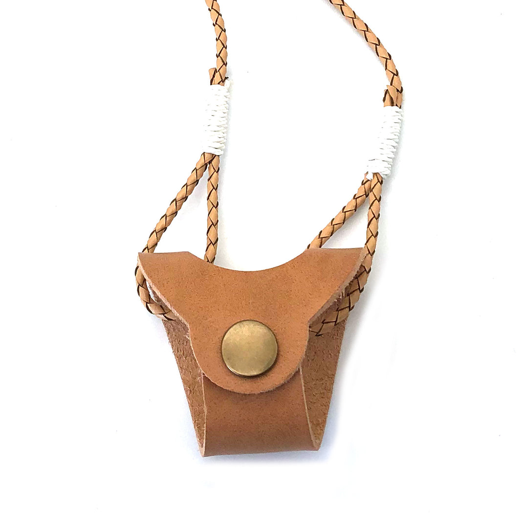 Versatile Eyewear Retainer Holder Kalsten