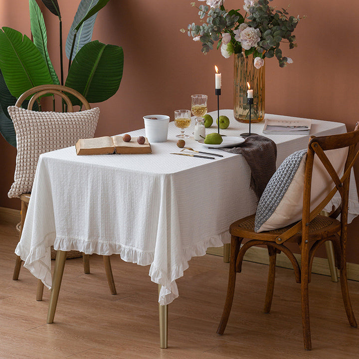 Light cotton gauze tablecloth with frill and natural structure Kalsten