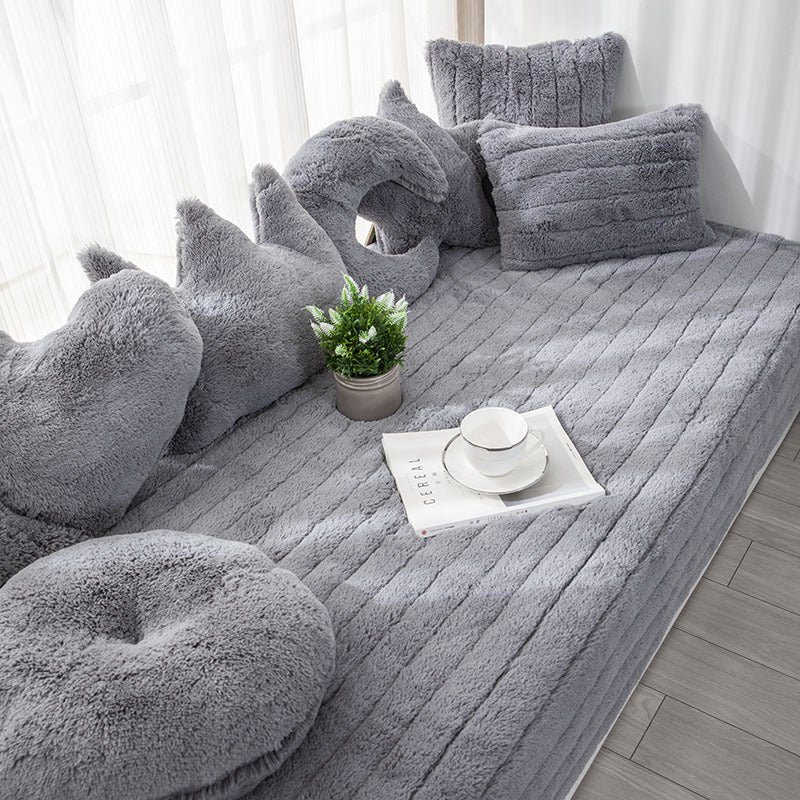 Home Decorative Plush Cushion Kalsten