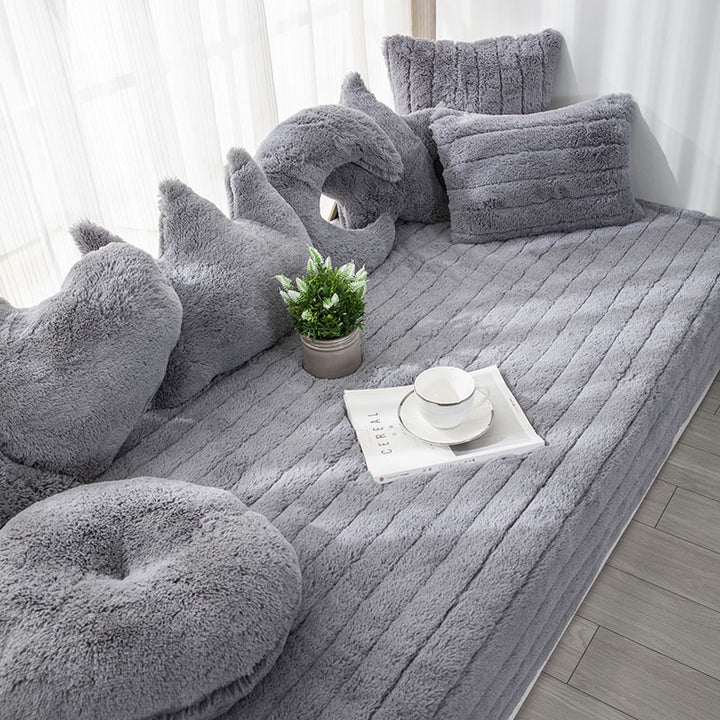 Home Decorative Plush Cushion Kalsten