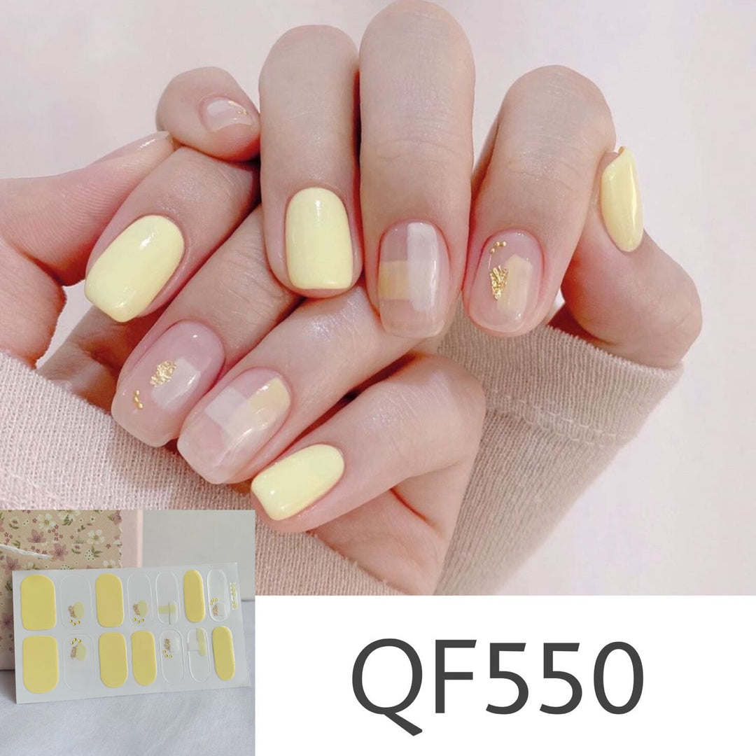 Artificial nail art with star design Kalsten
