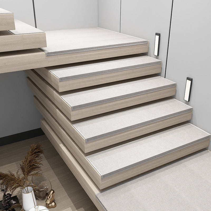 Slip-Resistant Stair Tread Mat Kalsten