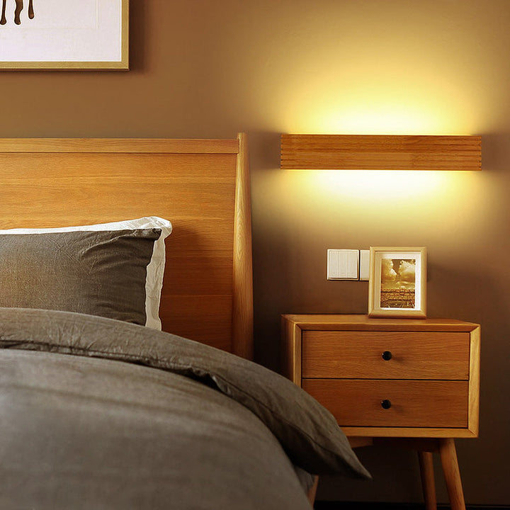 Modern Wood LED Wall Light Kalsten