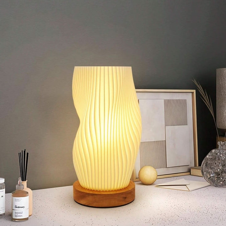 Wavecrest Lamp – Sleek USB-Powered Dimmable Table Lamp | Noxord