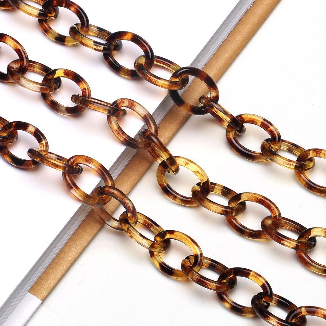 Fashion-Forward Eyewear Chain Kalsten