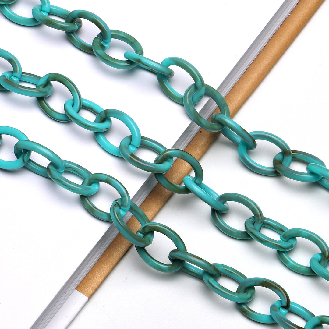 Fashion-Forward Eyewear Chain Kalsten