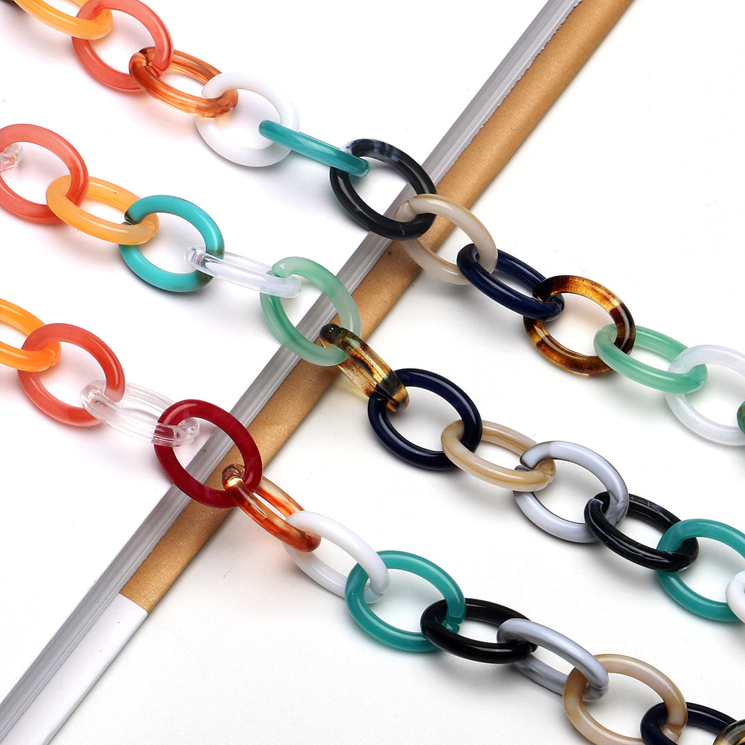Fashion-Forward Eyewear Chain Kalsten
