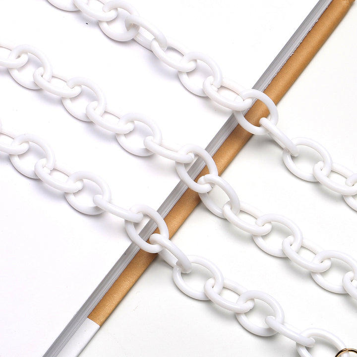 Fashion-Forward Eyewear Chain Kalsten