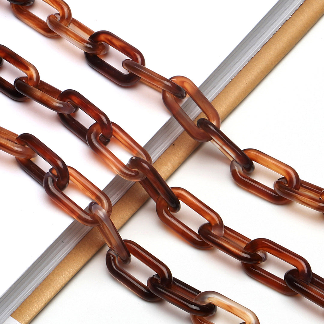 Fashion-Forward Eyewear Chain Kalsten