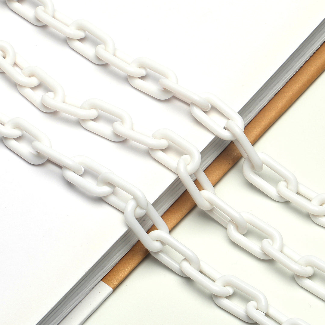 Fashion-Forward Eyewear Chain Kalsten