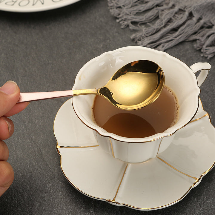 Elegant Gold-Plated Serving Spoon Kalsten